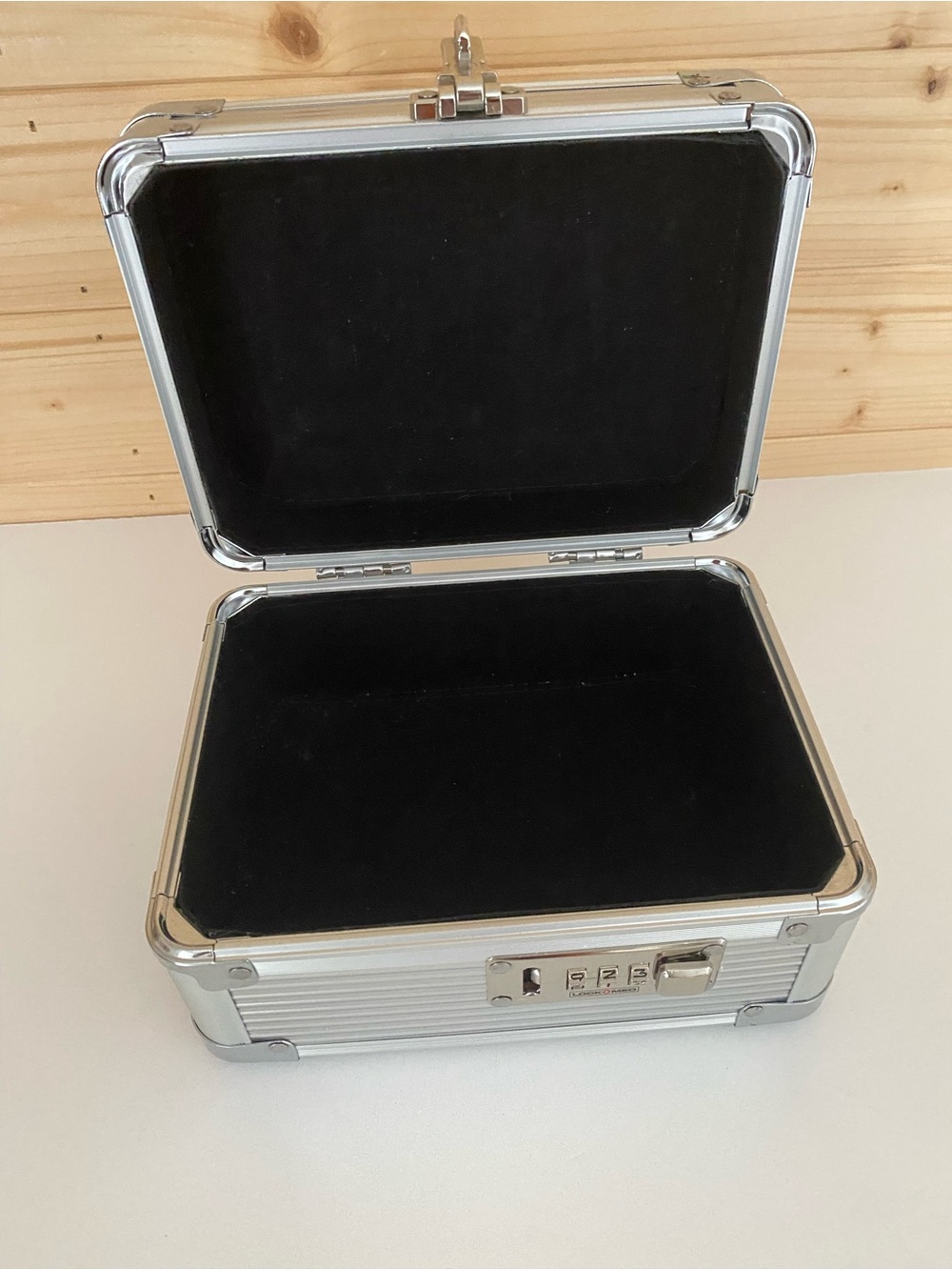 LockMed 3-Digit Combination Medicine Lock Box Portable Storage Secure Case - Picture 7 of 12